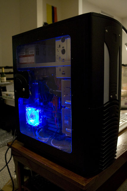 desktop4sale02 Left front view showing the clear acrylic side panel with blue LED fan