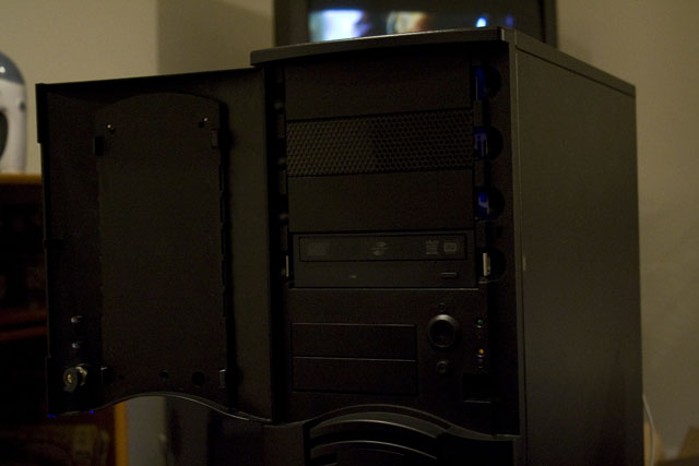desktop4sale07 Front closeup of the computer with the front door open. The optical drive, power and reset switch are inside the door.
